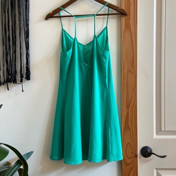 🌸 Naked Zebra 🌸 teal flowy dress - Picture 2 of 5